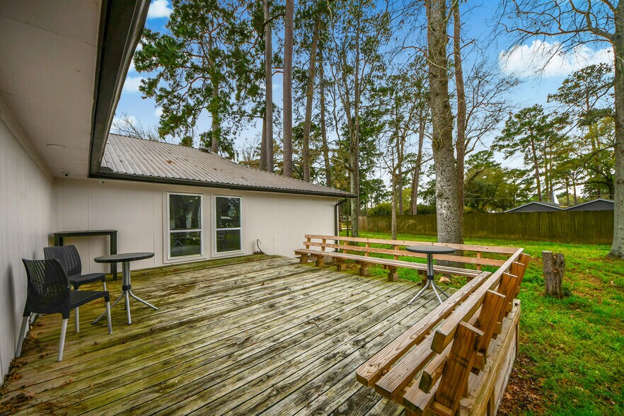 More Photos Of 5310 Logston Ln, Spring Flex For Sale