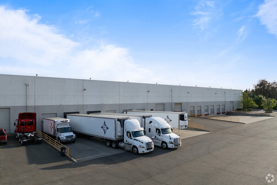More Photos Of 2260 Cordelia Rd, Fairfield Warehouse For Lease