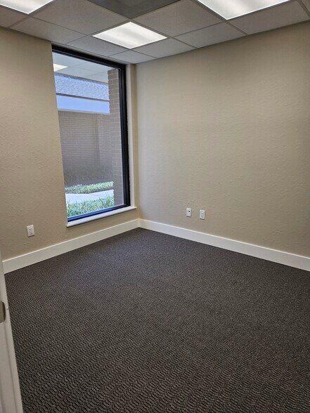 More Photos Of 706 Turnbull Ave, Altamonte Springs Office Residential For Lease