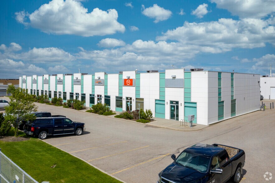 Primary Photo Of 11929 40th St SE, Calgary Flex For Lease