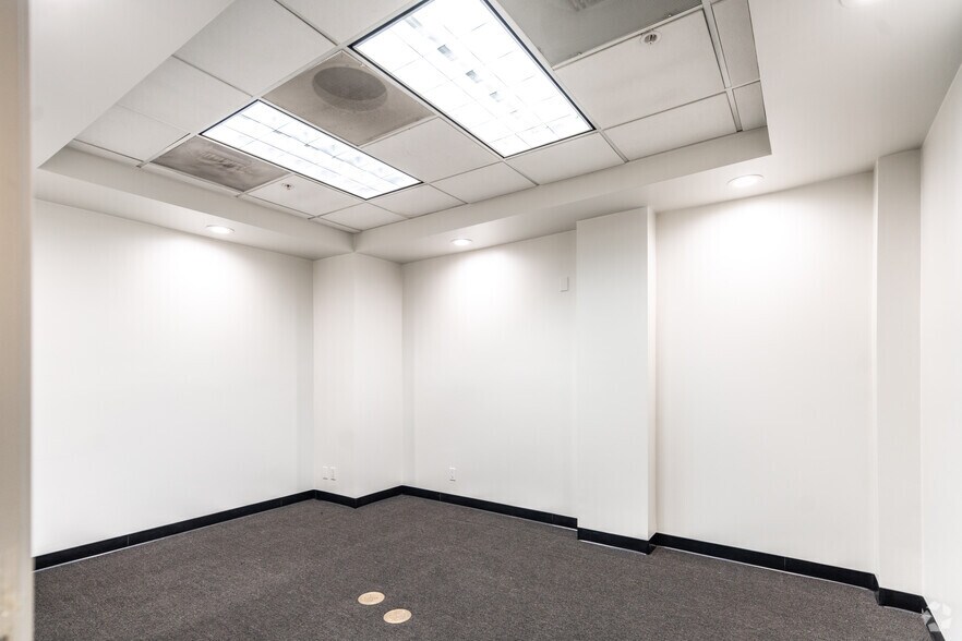 More Photos Of 5155 W Rosecrans Ave, Hawthorne Loft Creative Space For Sale