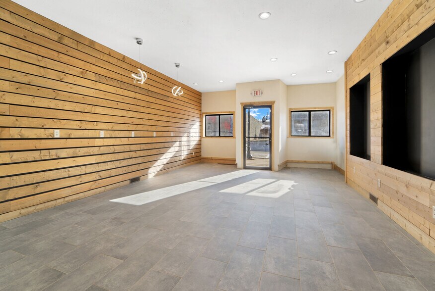 More Photos Of 127 W Main St, Omro Storefront Retail Office For Sale