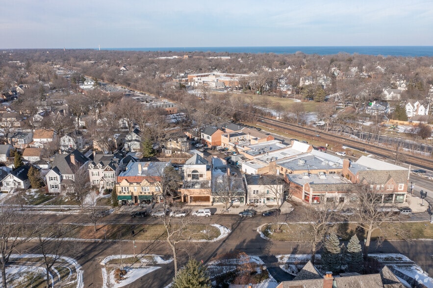 More Photos Of 515 Park Dr, Kenilworth Storefront Retail Office For Sale