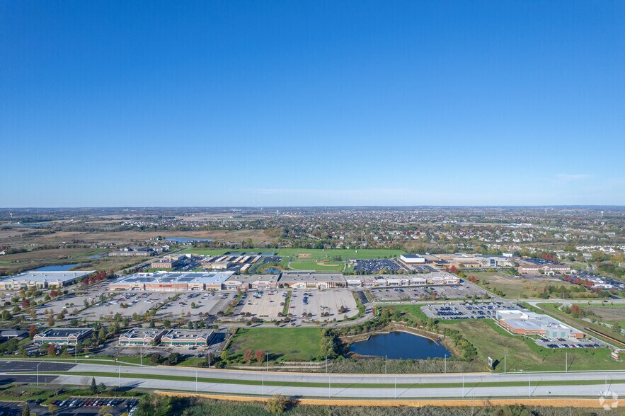 More Photos Of 702-750 S Randall Rd, Algonquin Unknown For Lease