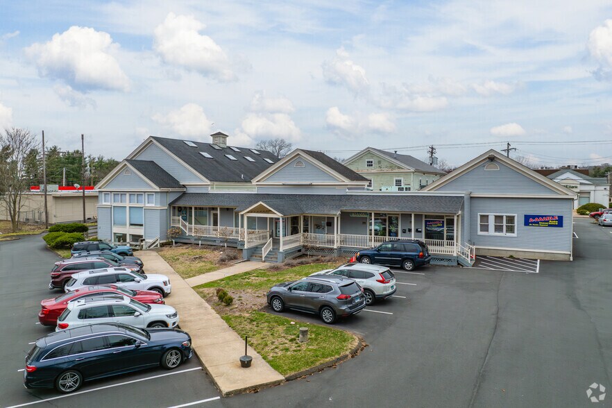 More Photos Of 2285 Whitney Ave, Hamden Medical For Lease