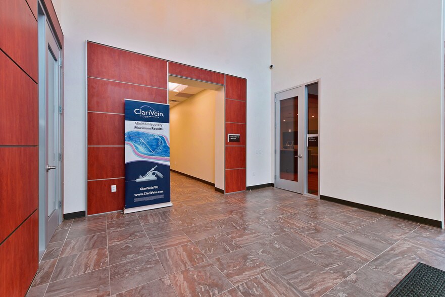More Photos Of 600 S Conroe Medical Dr, Conroe Medical For Lease