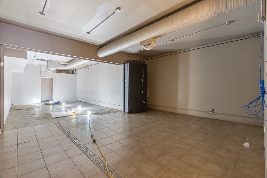 More Photos Of 9612 Franklin Av, Fort McMurray Freestanding For Lease