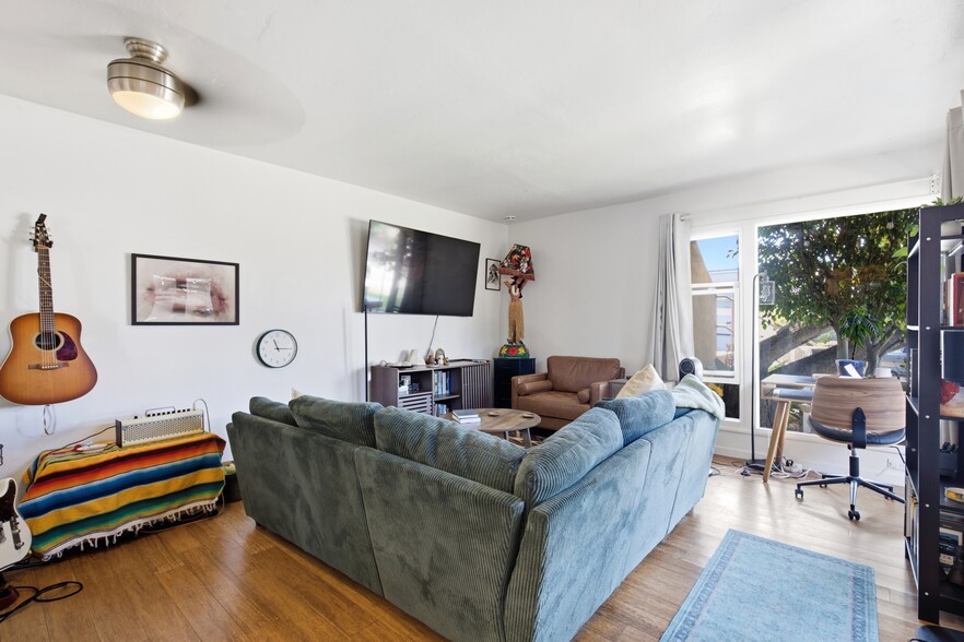 More Photos Of 4001 Riviera Dr, San Diego Apartments For Sale