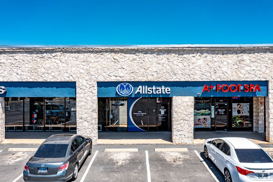 More Photos Of 9323 Perrin Beitel Rd, San Antonio Unknown For Lease