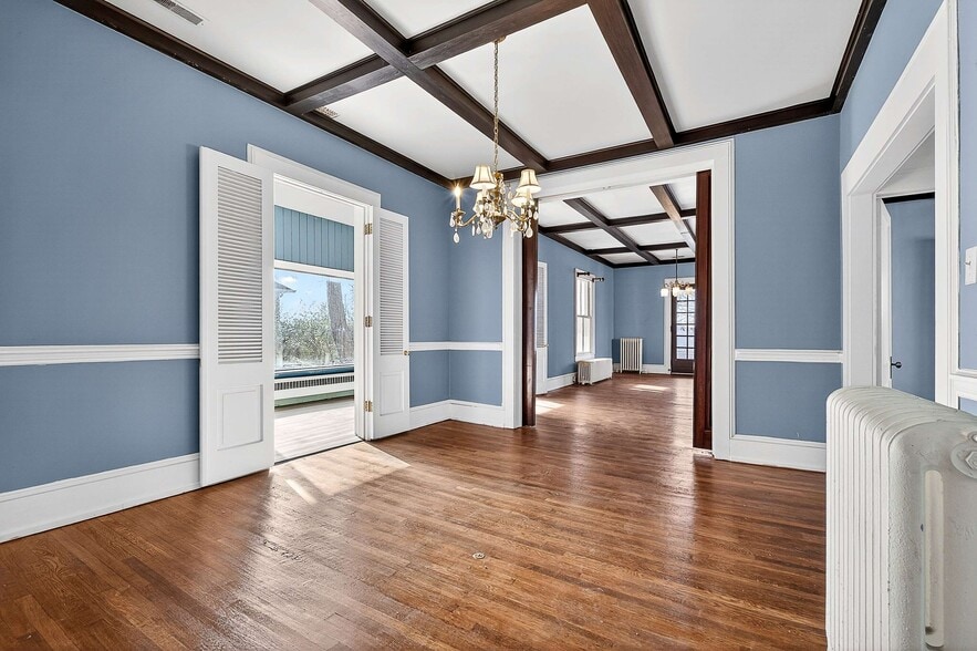 More Photos Of 408 NE Atlantic St, Tullahoma Flex For Sale