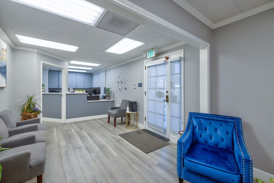 More Photos Of 16336 Whittier Blvd, Whittier Medical For Sale