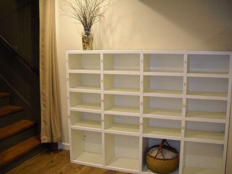 More Photos Of 444 S Beech Mountain Pky, Banner Elk Office For Sale