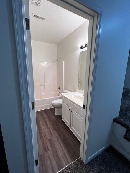 More Photos Of 3005-3033 S Shrank Cir, Independence Apartments For Sale