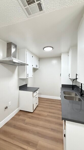 More Photos Of 811 W 97th St, Los Angeles Apartments For Sale