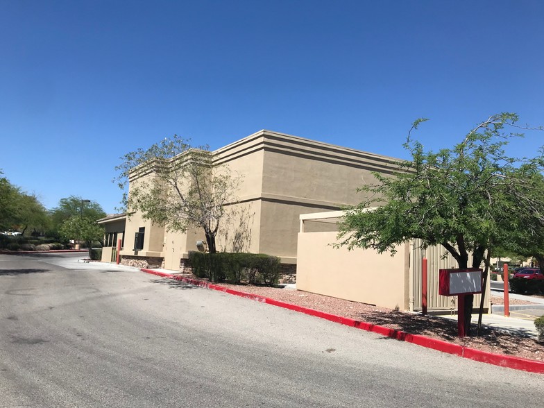 More Photos Of 1260 N Town Center Dr, Las Vegas Restaurant For Sale