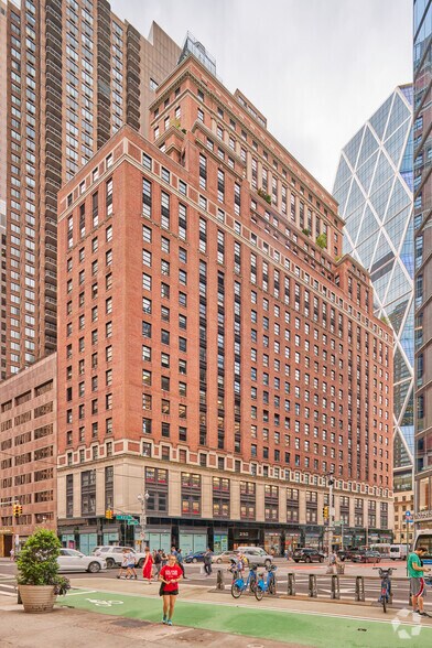 More Photos Of 250 W 57th St, New York Office For Lease