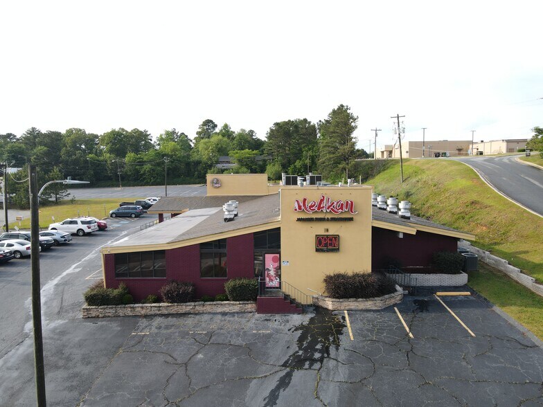 More Photos Of 1992 Watson Blvd, Warner Robins Restaurant For Sale