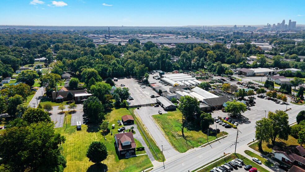 More Photos Of 2112 Hamburg Pike, Jeffersonville Warehouse For Sale