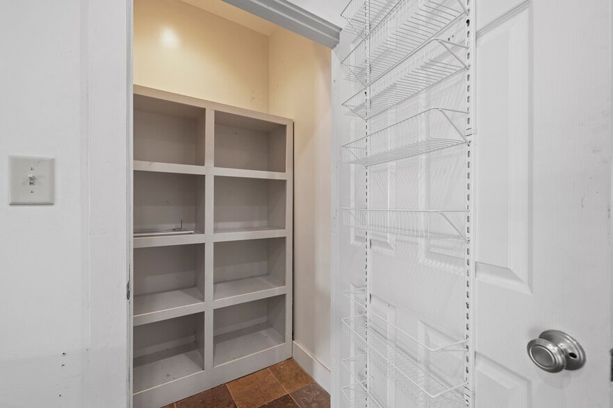 More Photos Of 226 W Washington St, Madison Freestanding For Sale