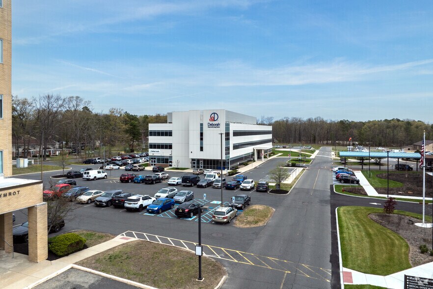 More Photos Of 6 Earlin Ave, Browns Mills Medical For Lease