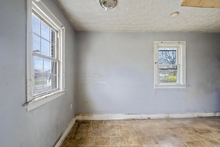 More Photos Of 397 Catherine St, Columbus Apartments For Sale