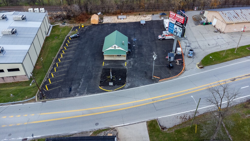 More Photos Of 702 Industrial Blvd, Latrobe Freestanding For Sale