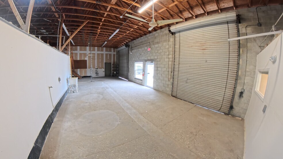 More Photos Of 2825 Business Center Blvd, Melbourne Distribution For Lease
