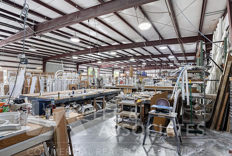More Photos Of 6524 All American Blvd, Orlando Warehouse For Lease