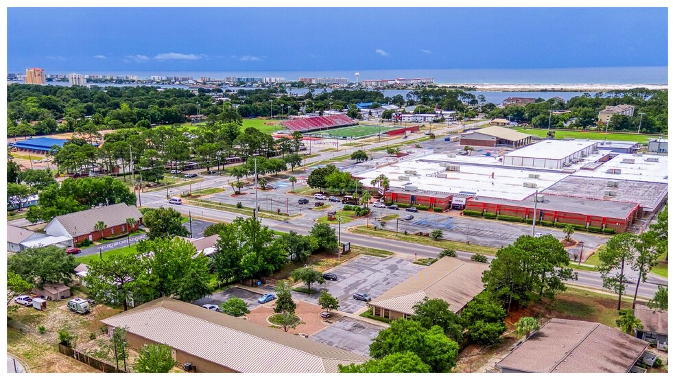More Photos Of 403 Hollywood Blvd NW, Fort Walton Beach Office For Lease