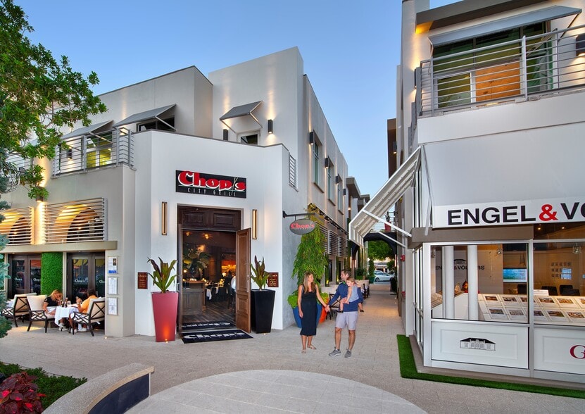 More Photos Of 837 5th Ave S, Naples Storefront Retail Office For Lease