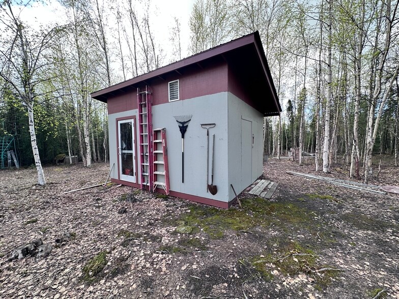 More Photos Of 4835 Himilaya rd, Fairbanks Specialty For Sale