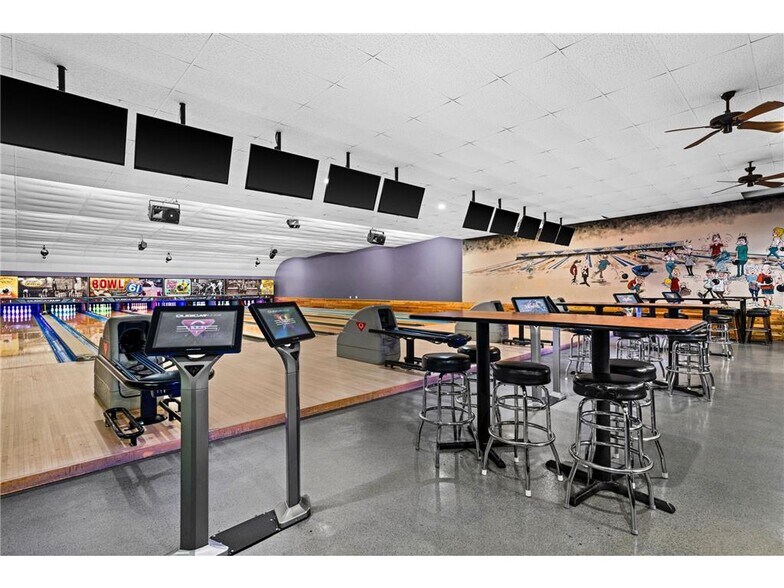 More Photos Of 4654 County Highway 61 hwy, Moose Lake Specialty For Sale