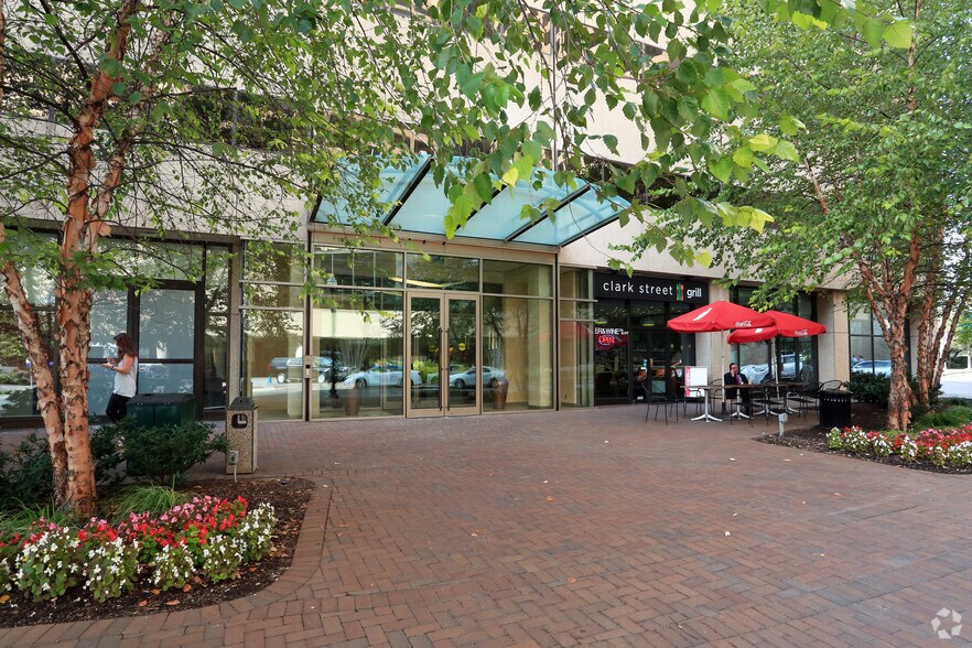 More Photos Of 2711 Richmond Hwy, Arlington Office For Lease