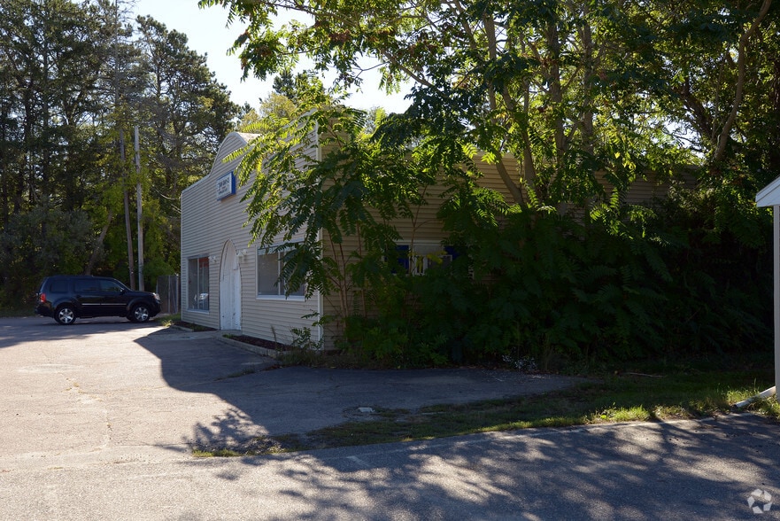 More Photos Of 2741 Cranberry Hwy, Wareham Warehouse For Sale