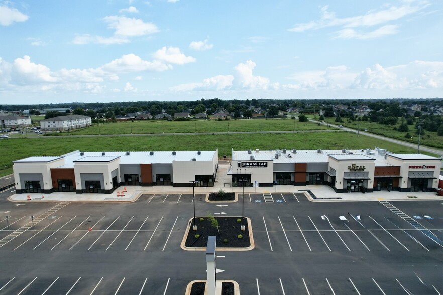 Primary Photo Of 3151 Russell Pky, Warner Robins General Retail For Lease