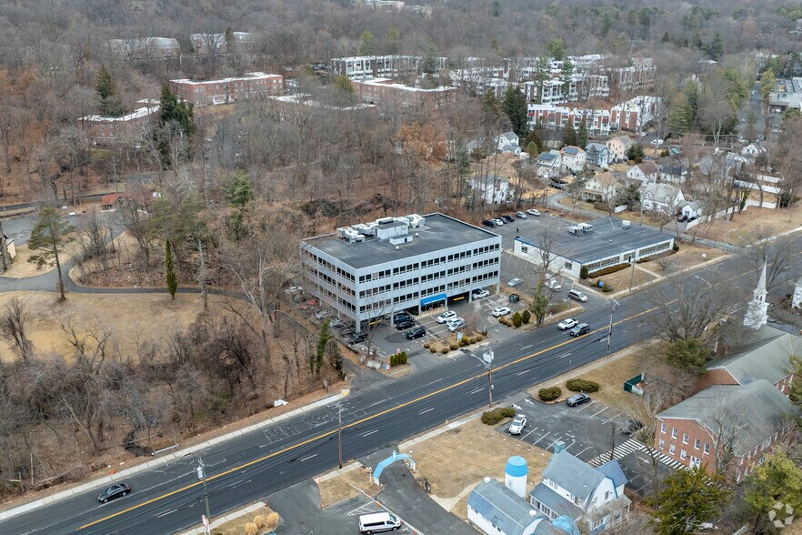 More Photos Of 111 N Central Ave, Hartsdale Office For Lease