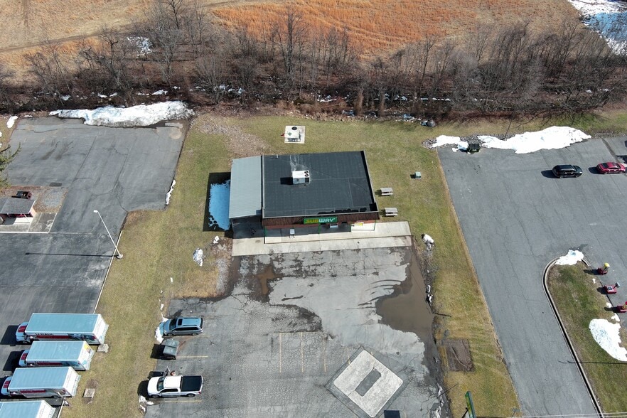 More Photos Of 16018 McMullen Hwy SW, Cresaptown Fast Food For Sale