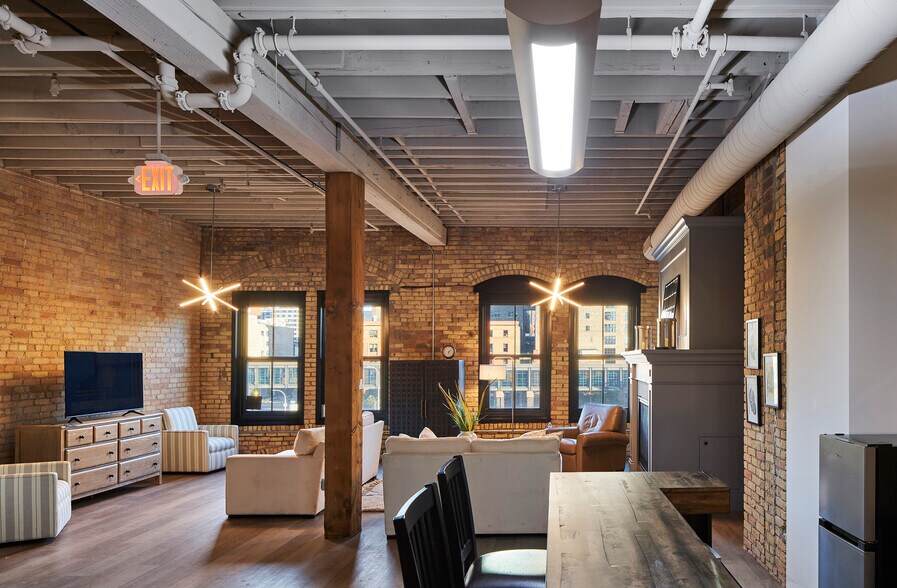 More Photos Of 418 N 3rd Ave, Minneapolis Loft Creative Space For Sale