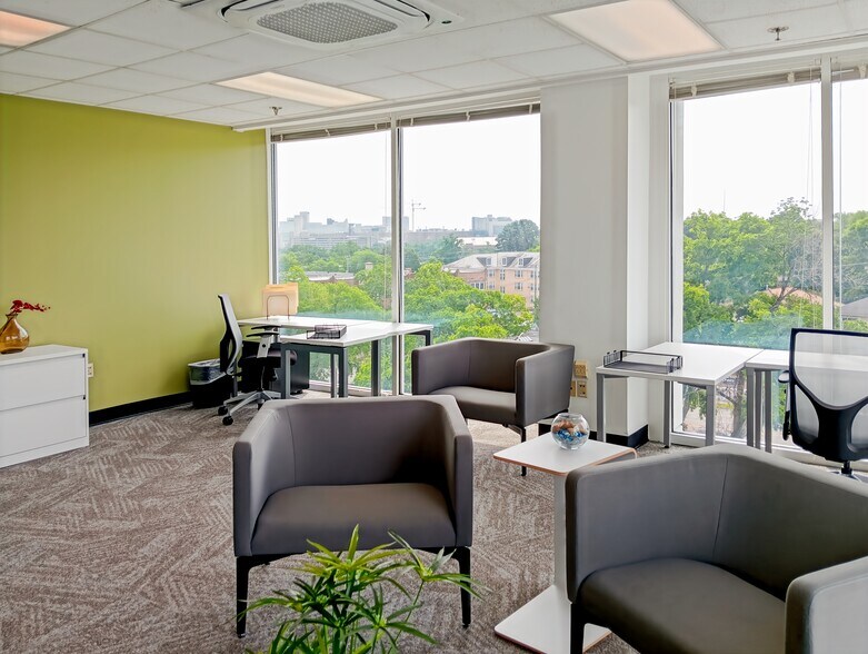 More Photos Of 3200 West End Ave, Nashville Coworking Space