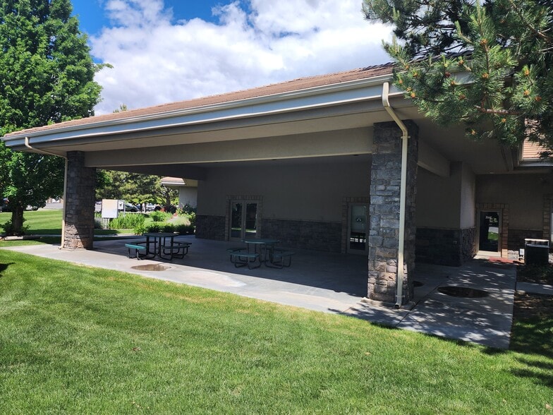 More Photos Of 400 N Quay St, Kennewick Office For Lease