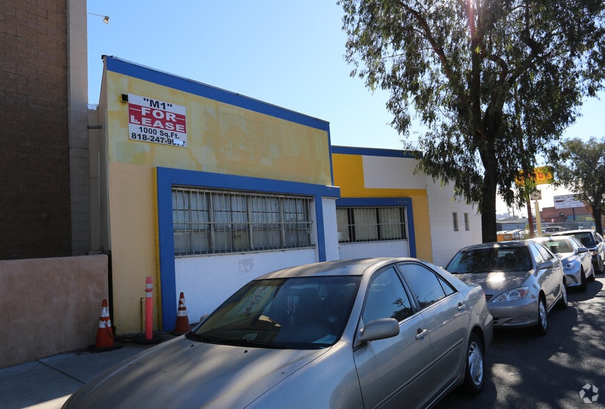Primary Photo Of 4528 San Fernando Rd, Glendale Manufacturing For Lease