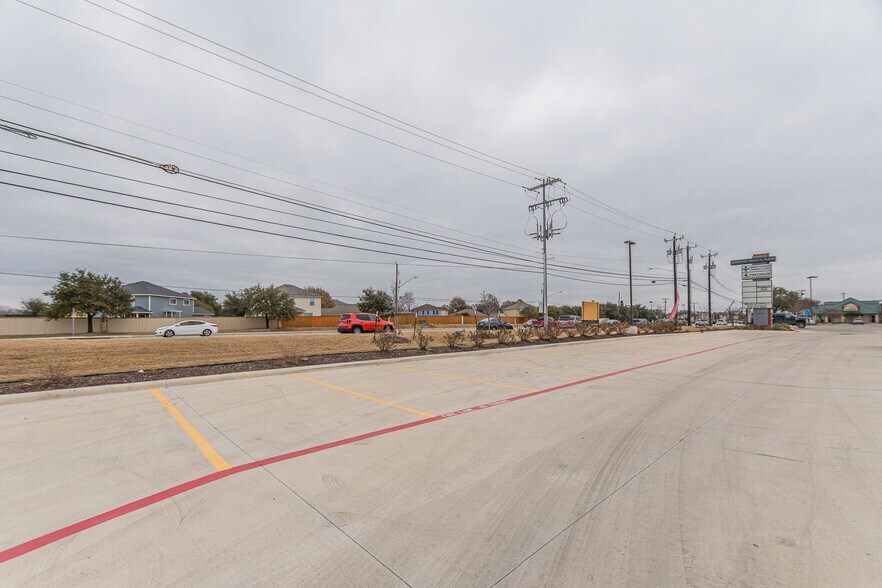 More Photos Of 9026 Culebra Rd, San Antonio Medical For Lease