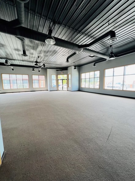 More Photos Of 1103 E Boxelder, Gillette Unknown For Lease