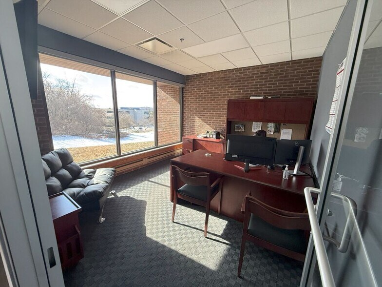 More Photos Of 856 N Main Street Ext, Wallingford Manufacturing For Sale