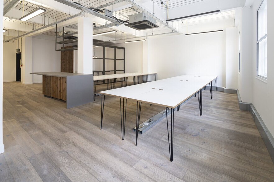 More Photos Of 4 Bath Pl, London Office For Lease