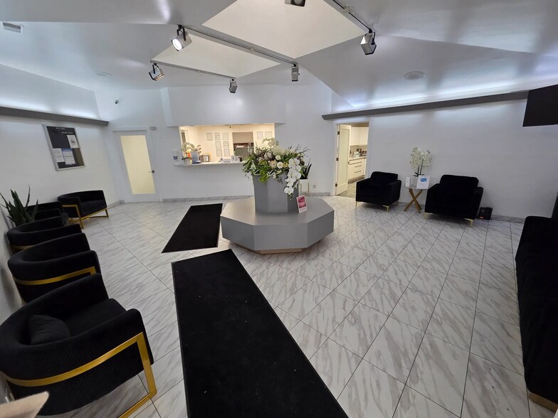 More Photos Of 3918 W 63rd St, Chicago Medical For Sale