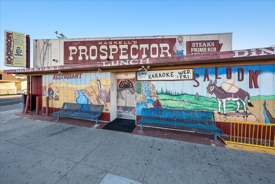 More Photos Of 2400 E 7th St, Long Beach Restaurant For Sale