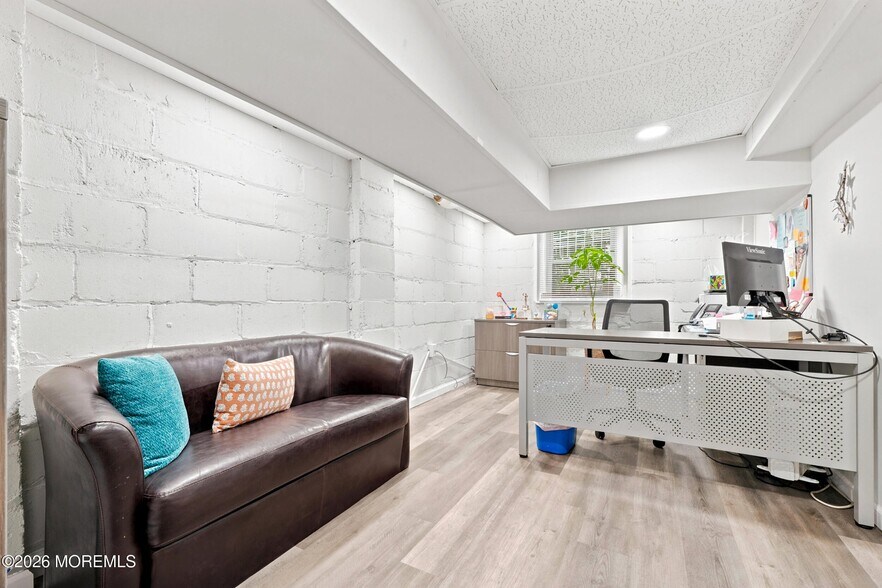 More Photos Of 913 Sewall Ave, Asbury Park Office For Sale