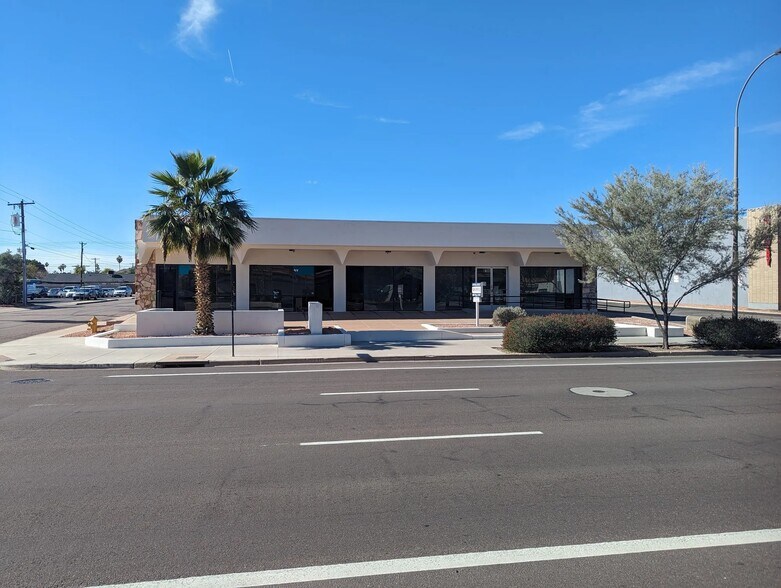 More Photos Of 1302 N Scottsdale Rd, Scottsdale Freestanding For Lease