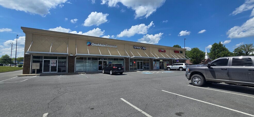 Primary Photo Of 1883 Robert C Byrd Dr, Beckley Freestanding For Lease